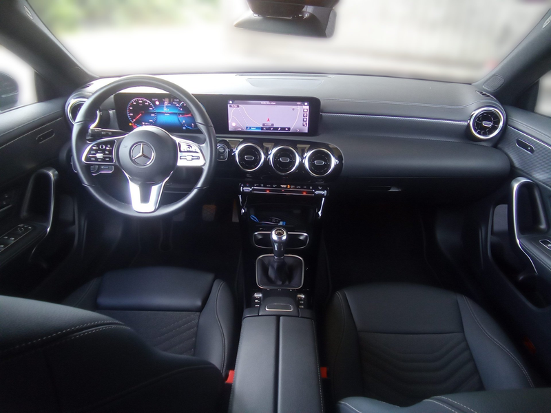 Mercedes-Benz CLA 180 Shooting Brake — photo 13