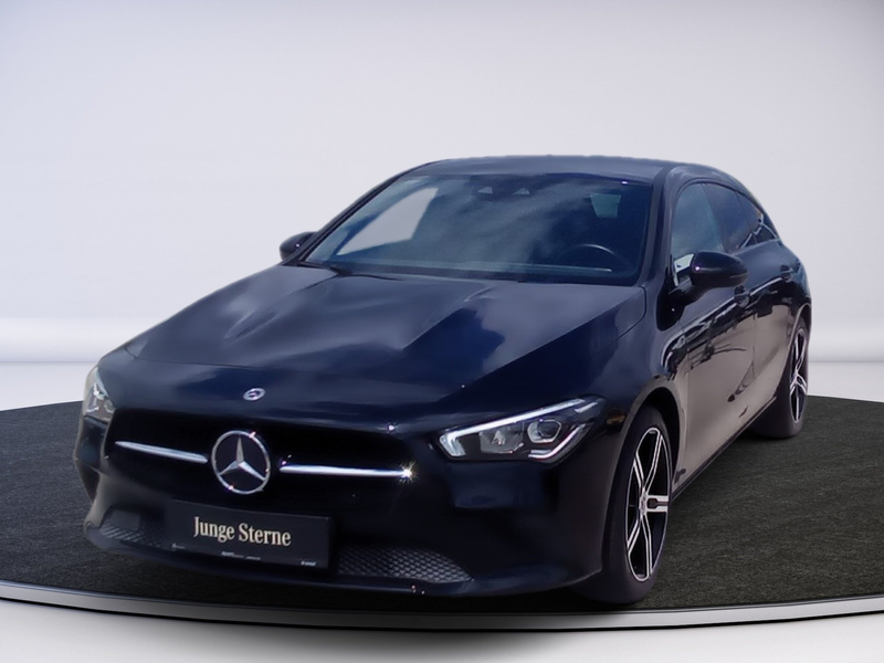 Mercedes-Benz CLA 180 Shooting Brake — photo 3