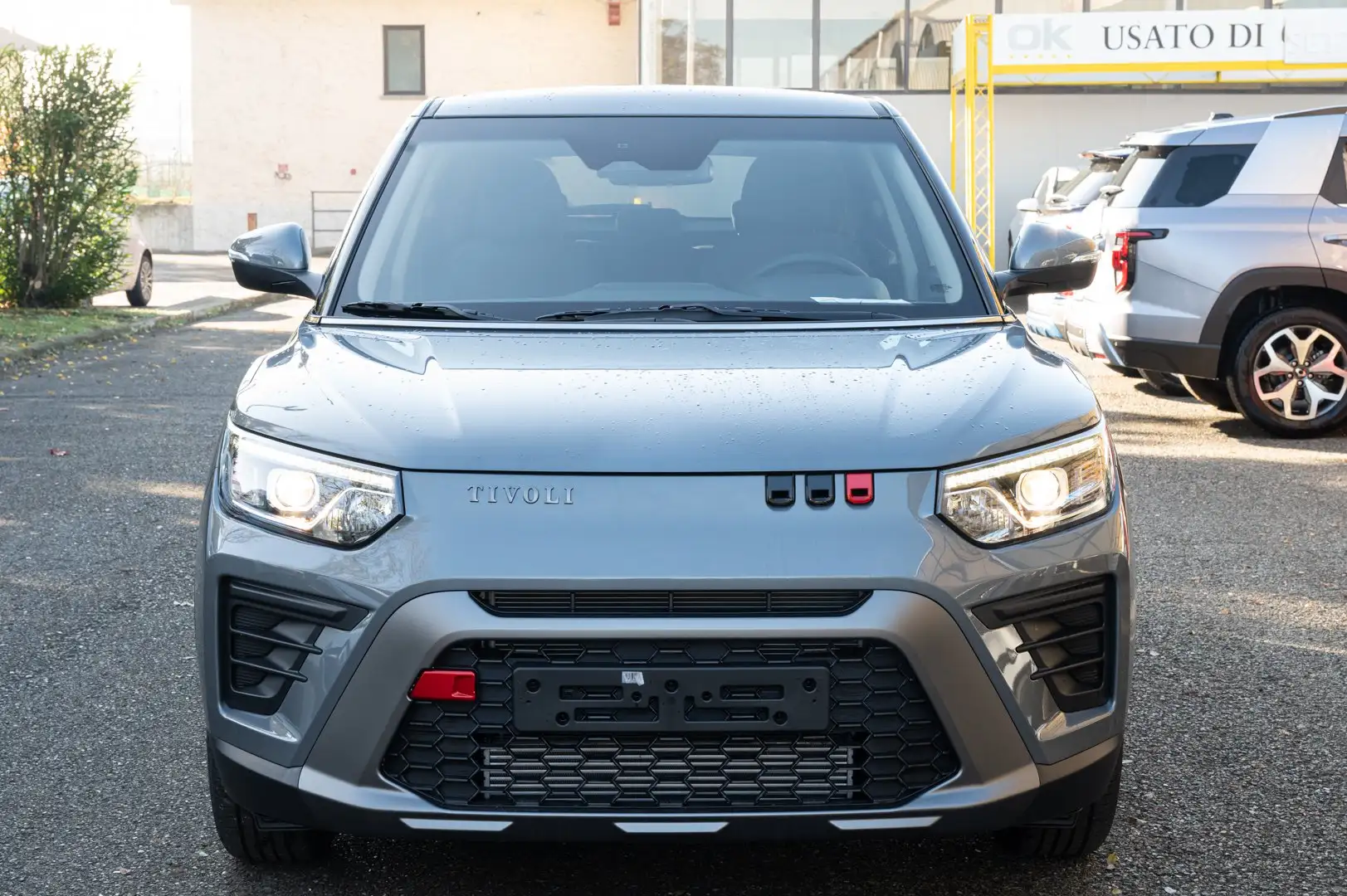 KGM Tivoli 1.5 GDI Turbo 135 CV Szary - 2