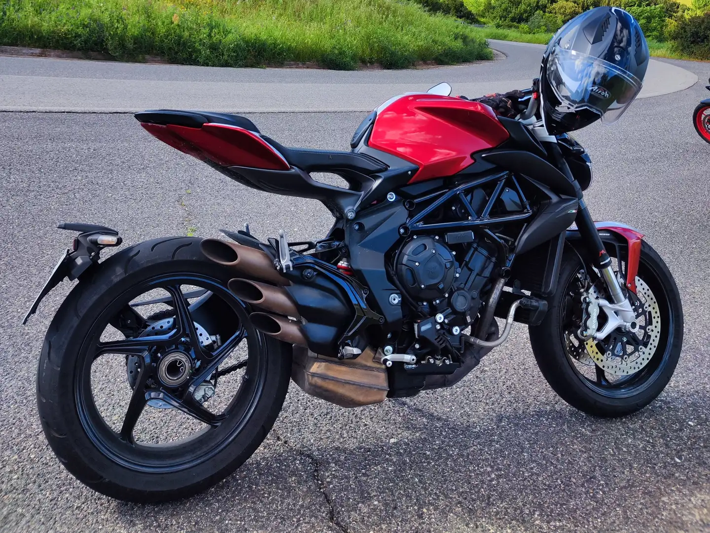 MV Agusta Brutale 800 Rosso - 2