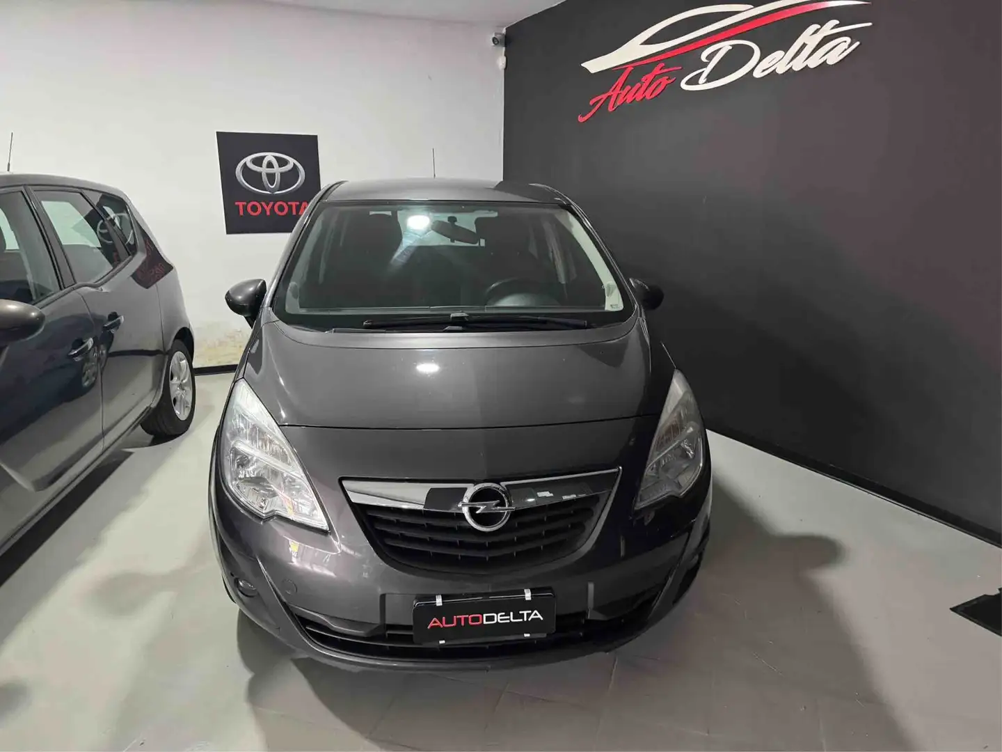 Opel Meriva 1.4 100CV Cosmo Gris - 1