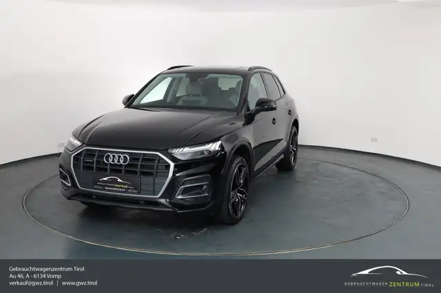 Audi Q5 50 TFSIe Sport quattro PANO / AHK / MEGAVOLL / ...