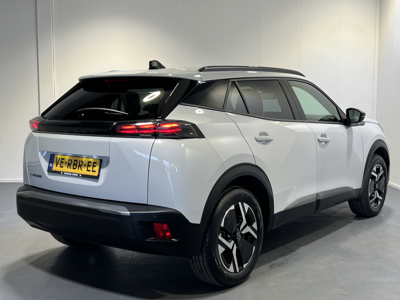 Peugeot e-2008 EV Allure Avantage 54 kWh | Android/Apple Carplay — photo 2