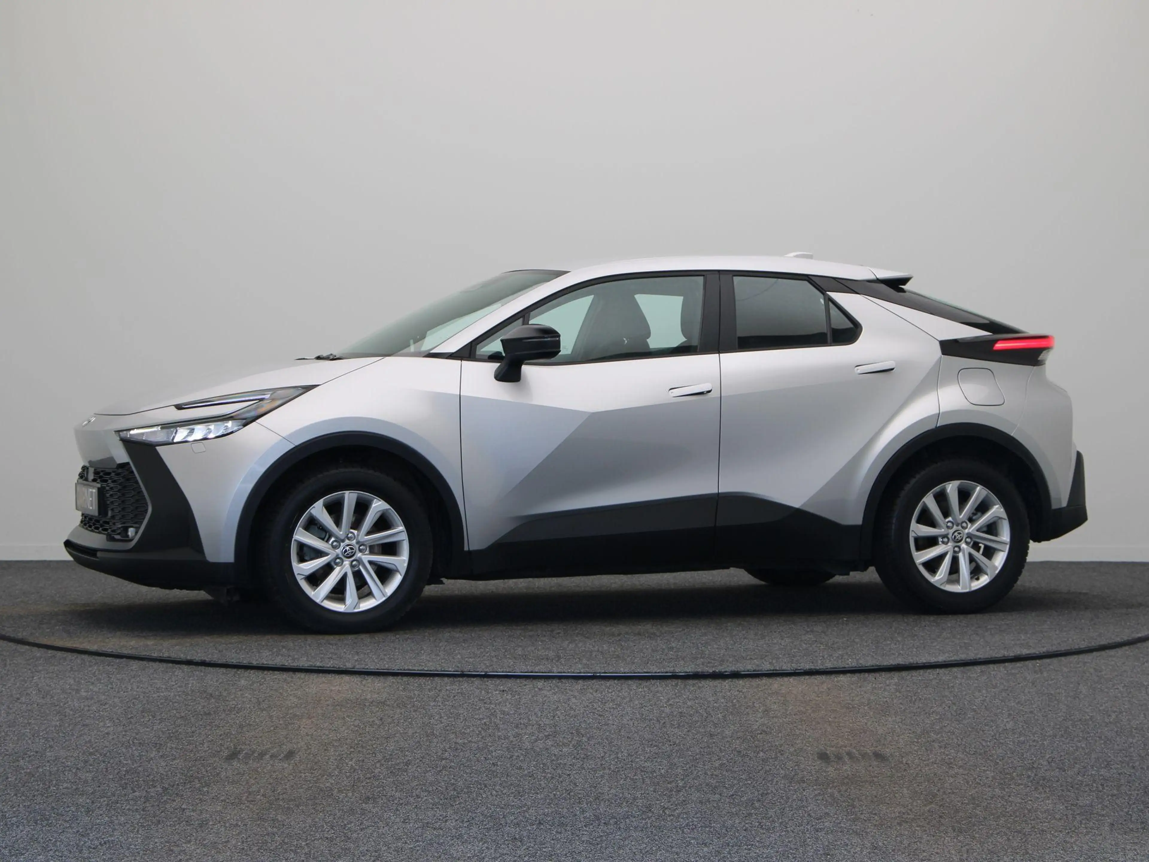 Toyota C-HR 1.8 Hybrid 140 Active | Stoel- en stuurwielverwarm — photo 11