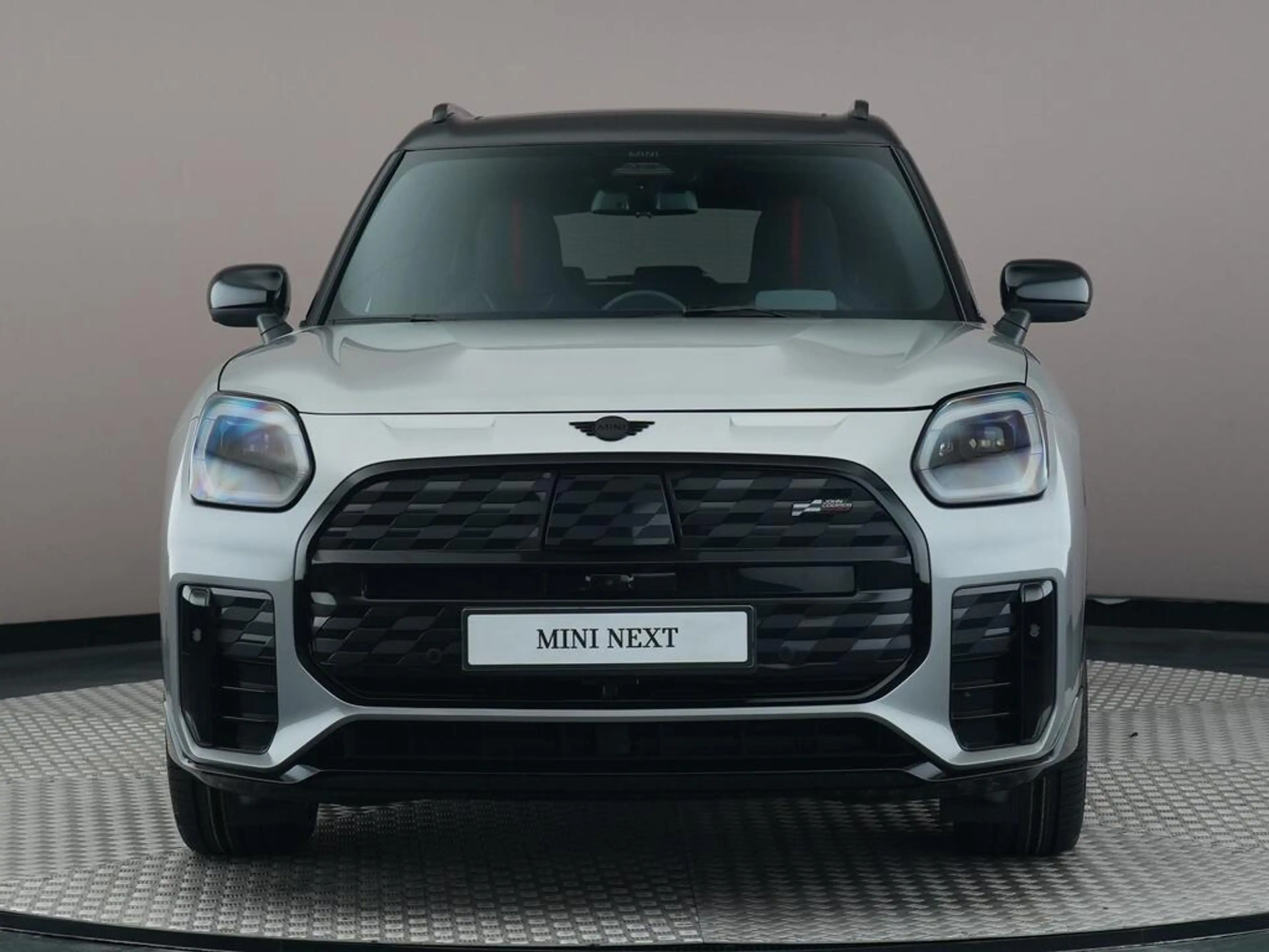 MINI John Cooper Works Countryman E L 66.5 kWh — photo 2