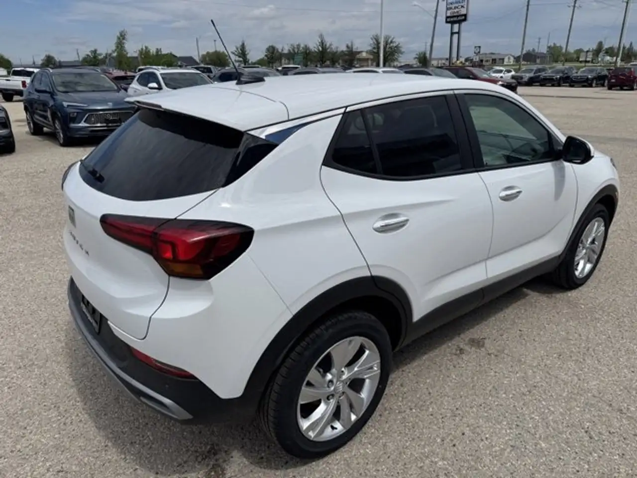 Buick Encore снимка Buick Encore