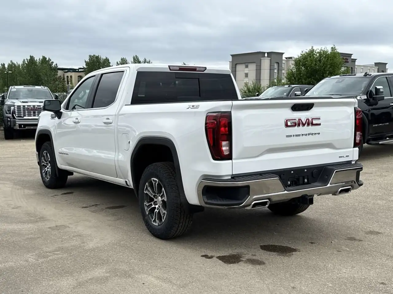 GMC Sierra 1500 photo GMC Sierra 1500