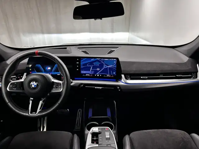 BMW X1 view 5