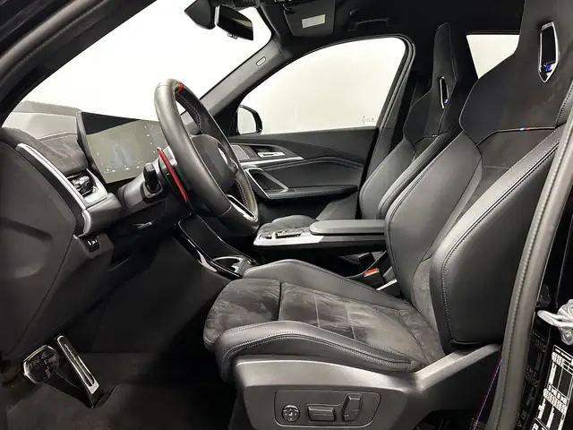 BMW X1 view 4