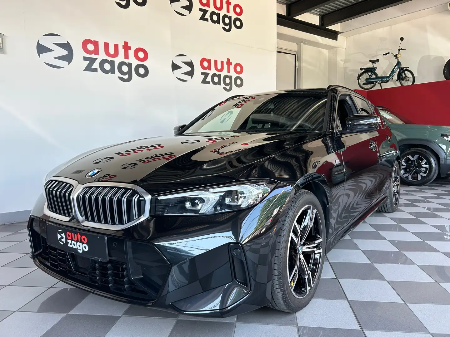 BMW 320 320d Touring Mhev XDrive M Sport MY2025 Nero - 1