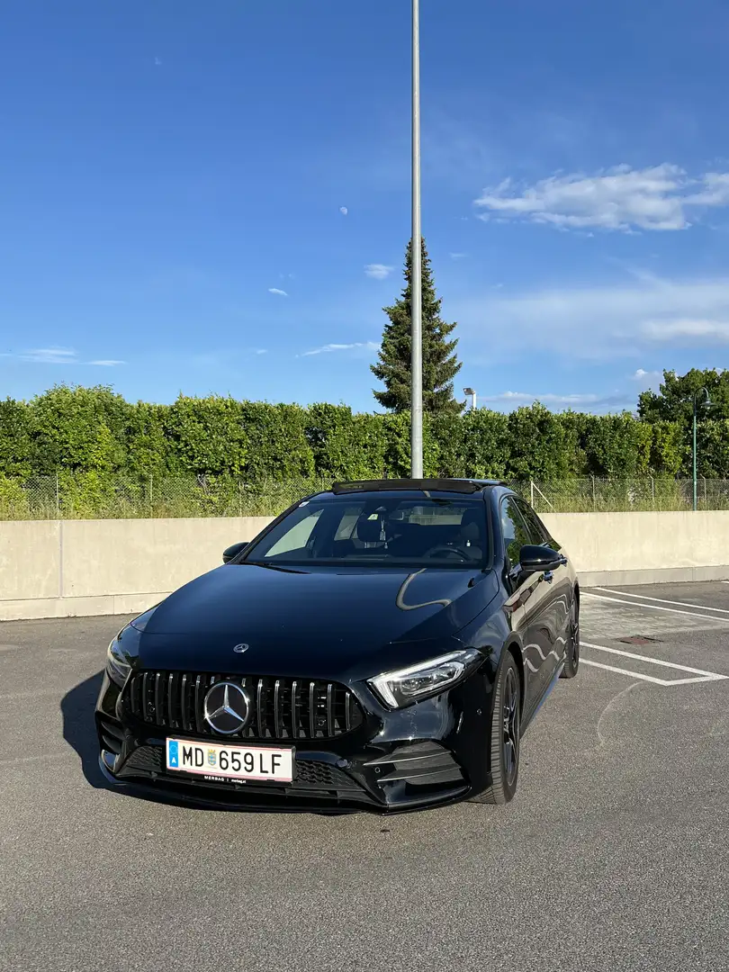 Mercedes-Benz A 180 AMG-Line, Panoramadach, Ambientebeleuchtung uvm. - 1