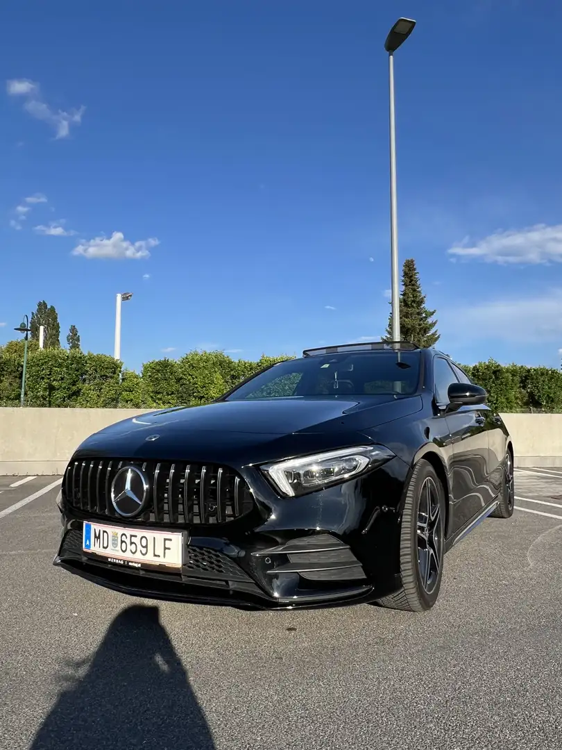 Mercedes-Benz A 180 AMG-Line, Panoramadach, Ambientebeleuchtung uvm. - 2