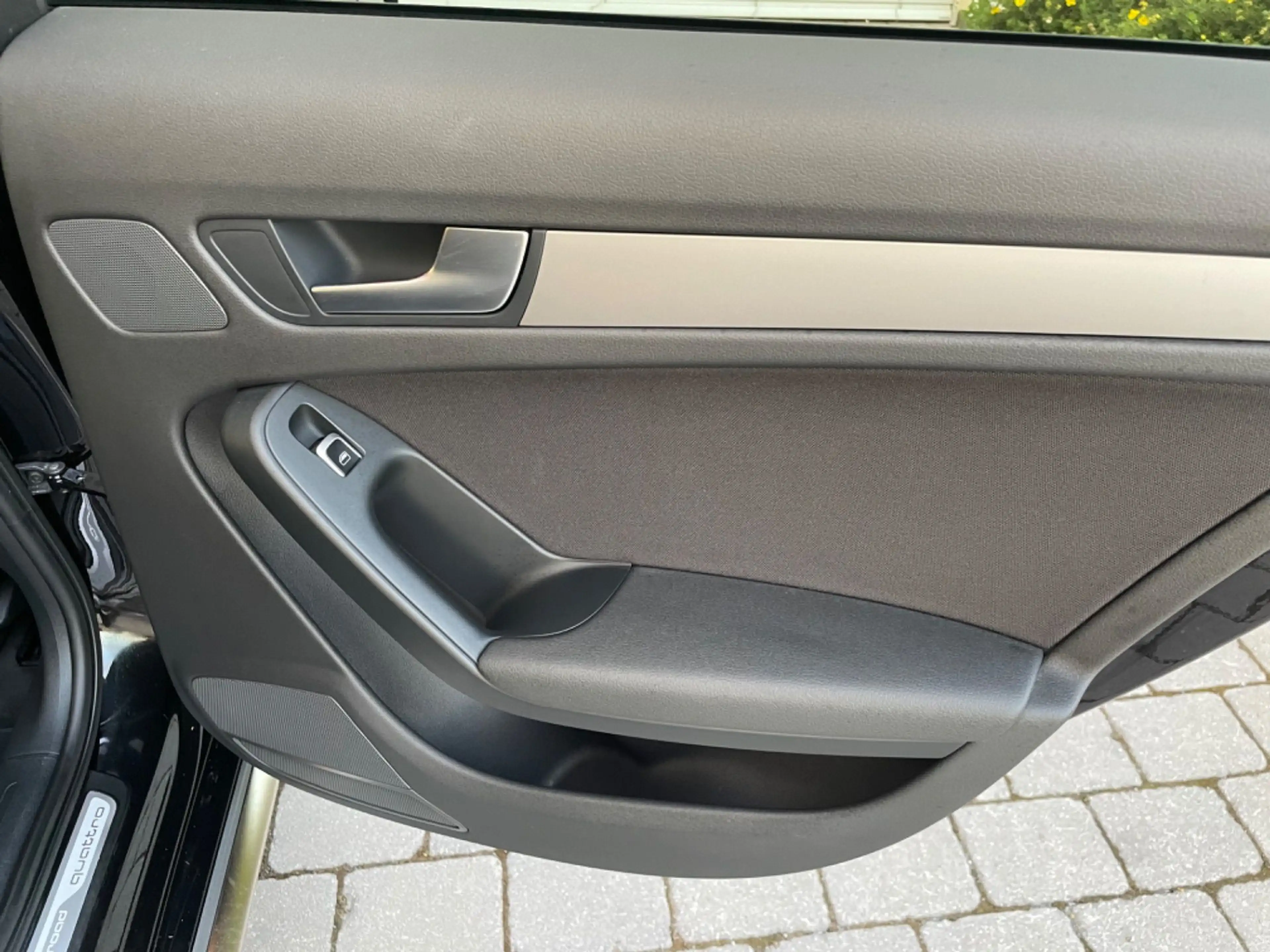 Audi A4 allroad 2,0 TDI quattro Daylight S-tronic — photo 11