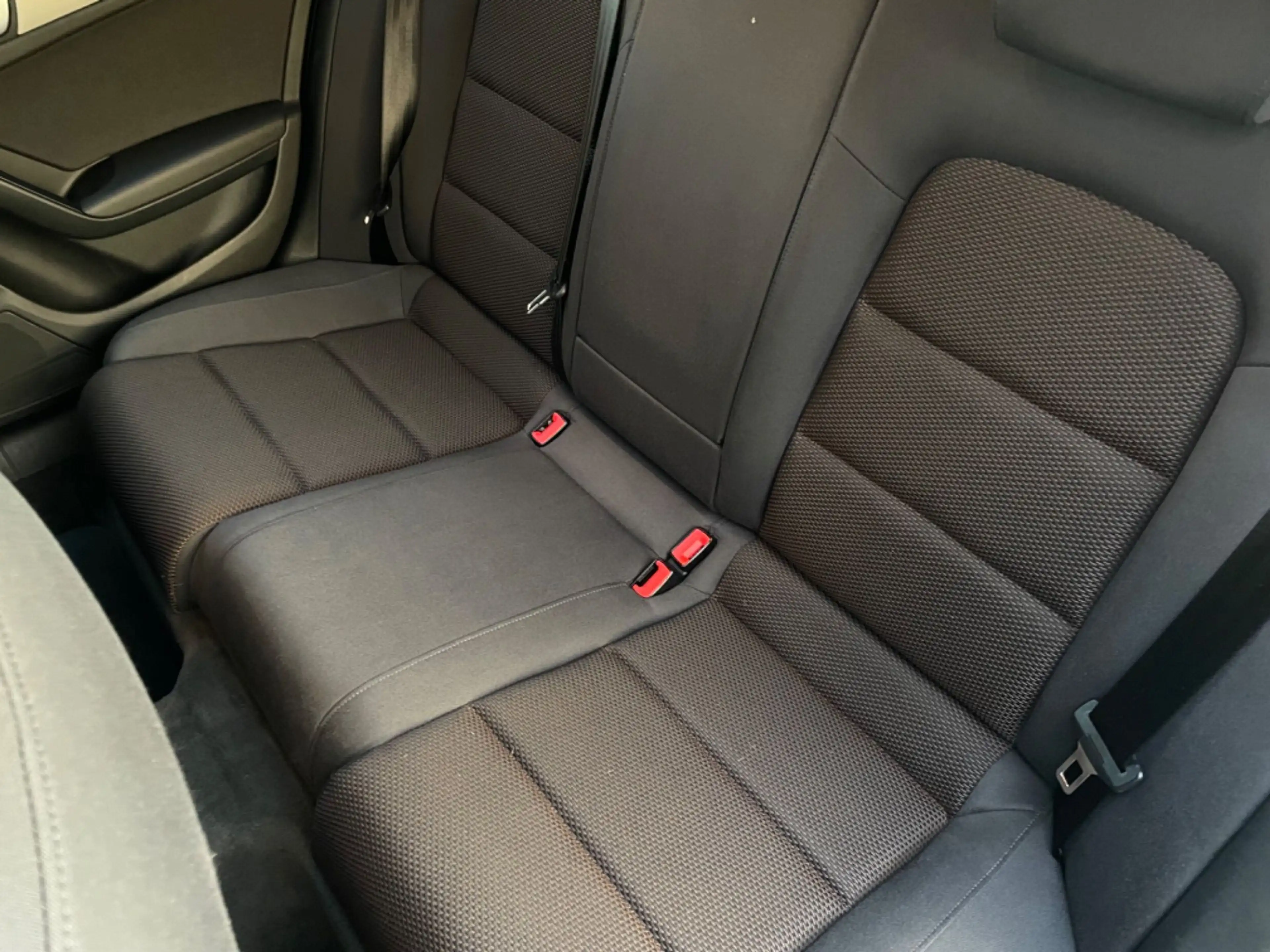 Audi A4 allroad 2,0 TDI quattro Daylight S-tronic — photo 14