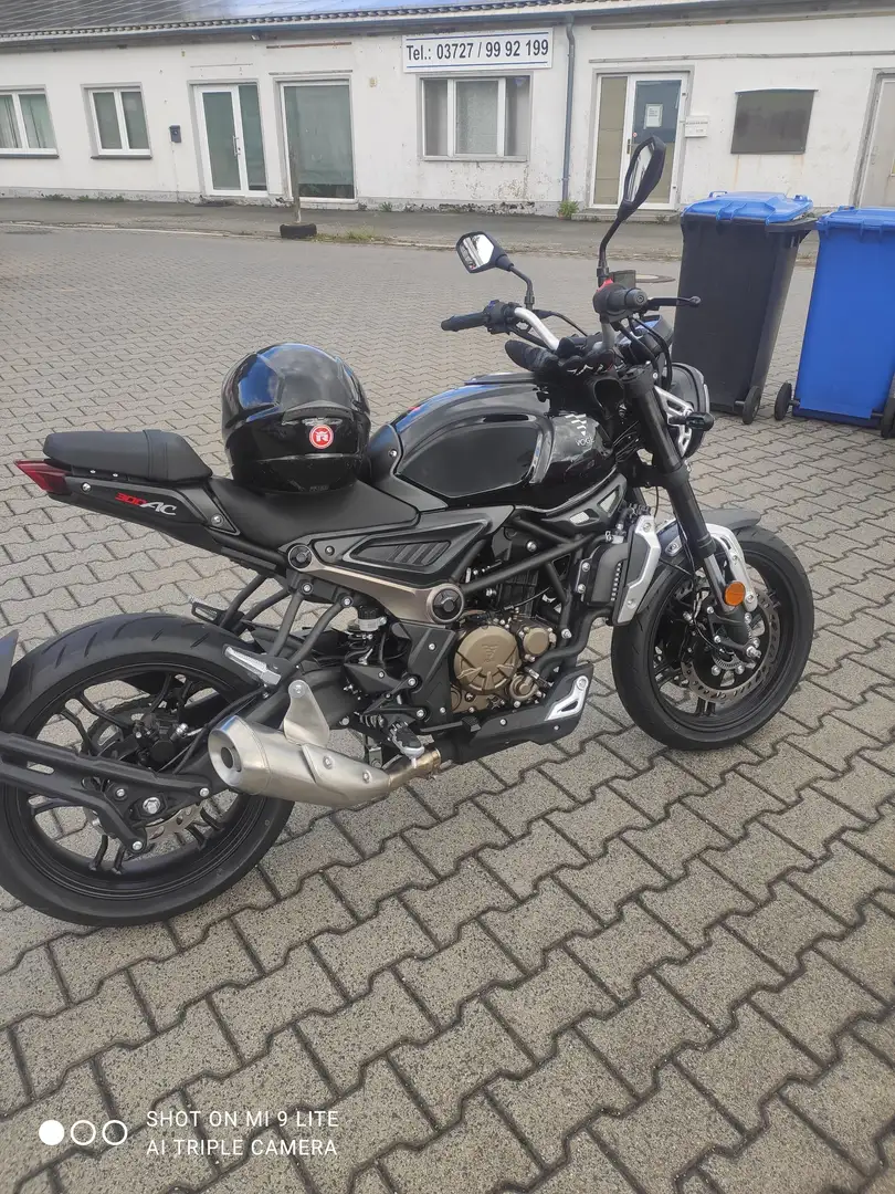 Voge 300AC Black - 2