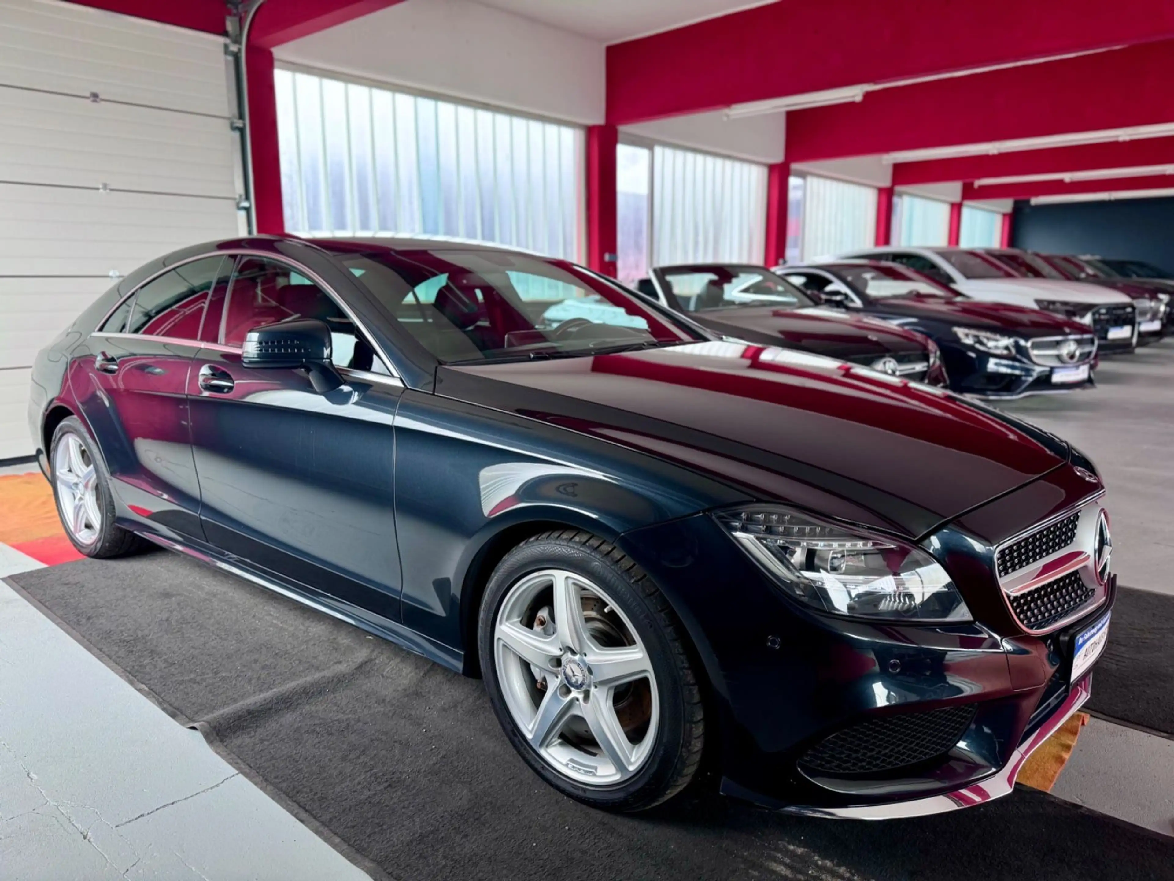 Mercedes-Benz CLS 350 BT 3x AMG Paket+ 4 Matic Kamera Memory — photo 2