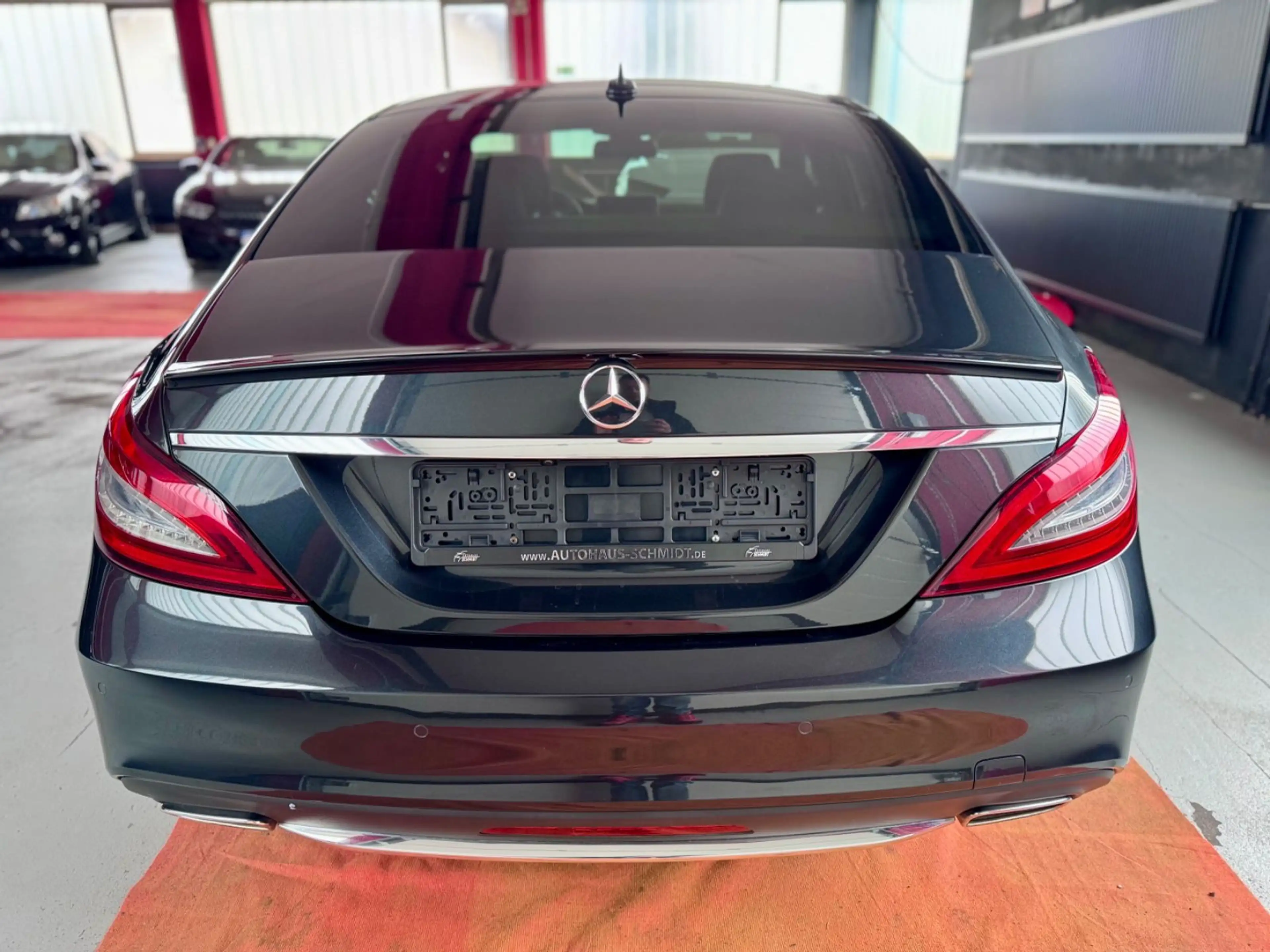 Mercedes-Benz CLS 350 BT 3x AMG Paket+ 4 Matic Kamera Memory — photo 7