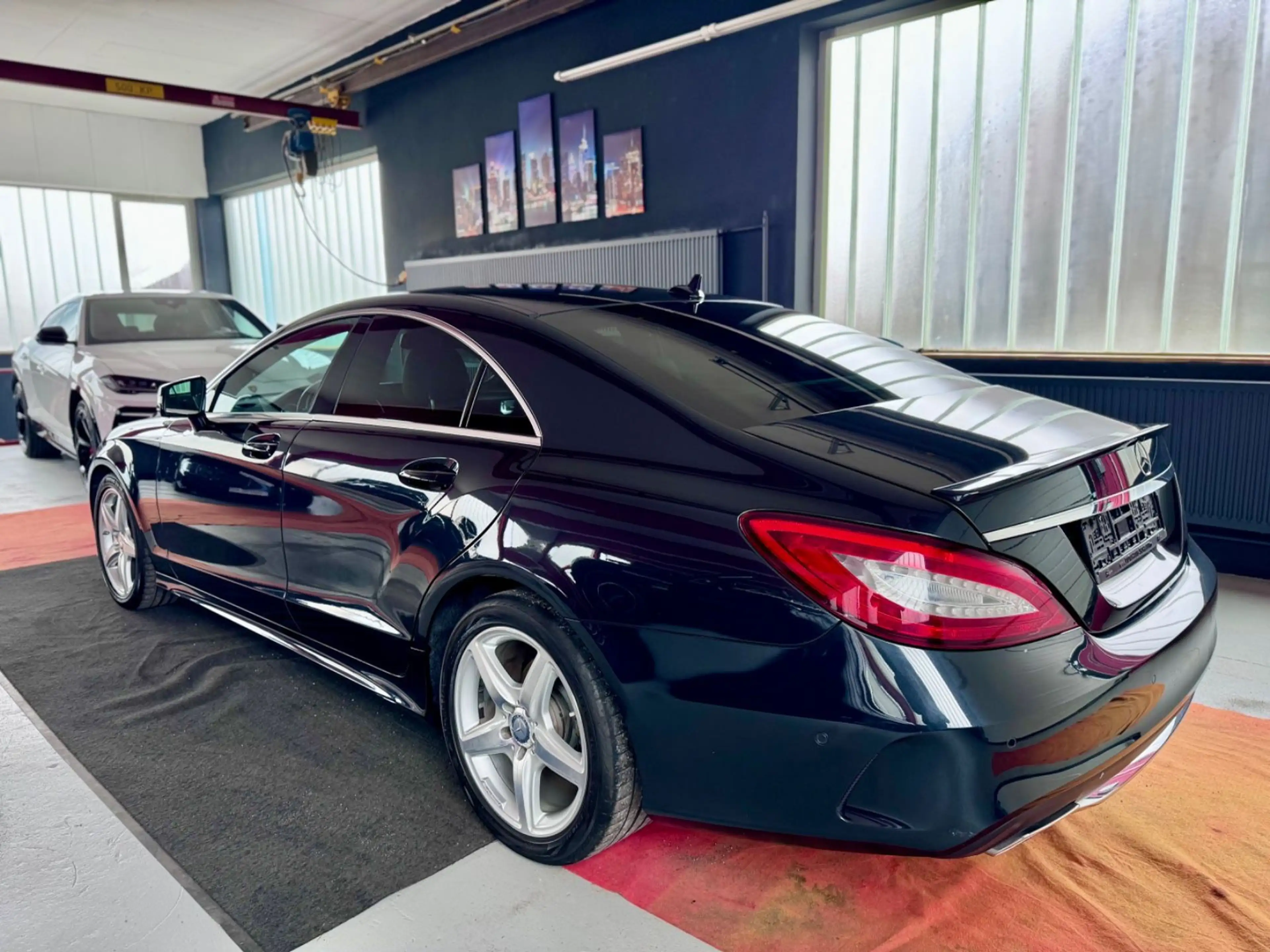 Mercedes-Benz CLS 350 BT 3x AMG Paket+ 4 Matic Kamera Memory — photo 8