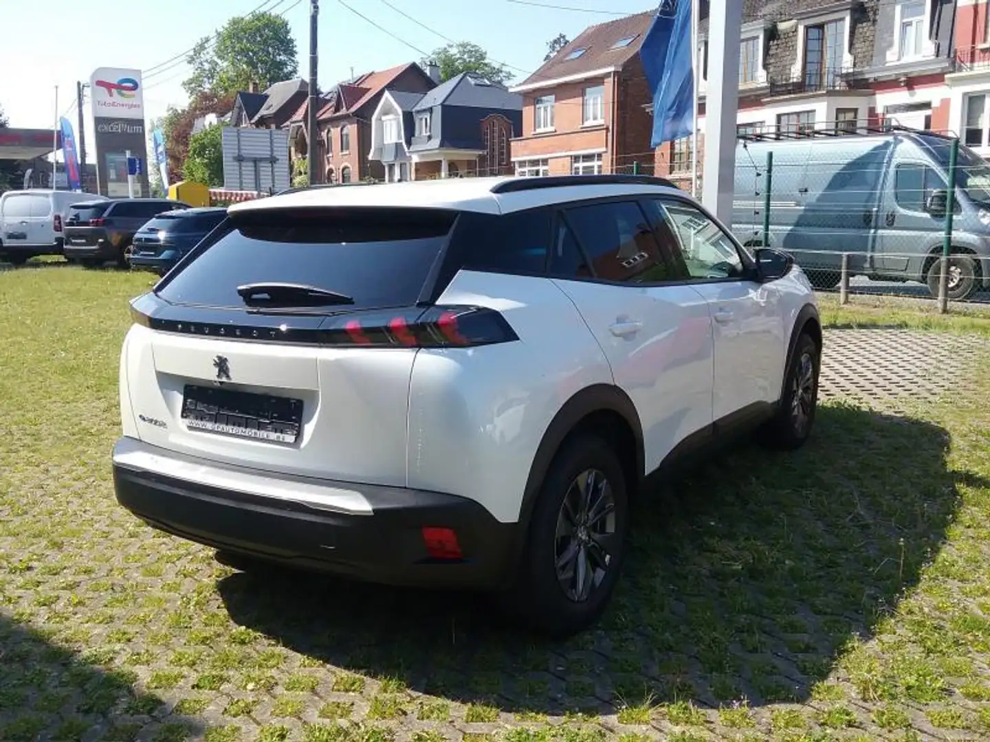 Peugeot e-2008 II style Blanc - 2