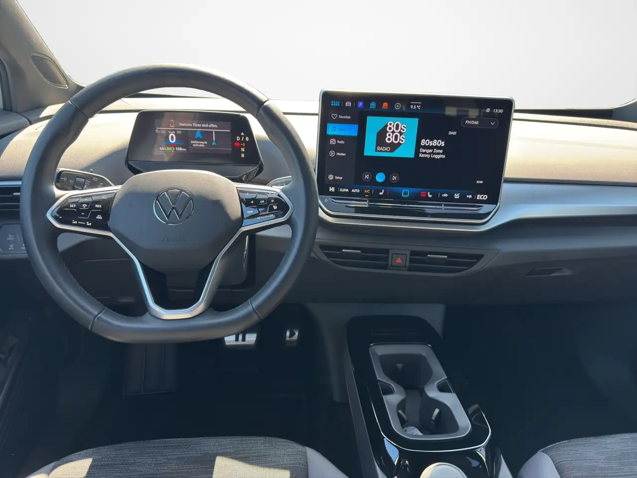 Volkswagen ID.4 Pure Performance 125 kW mit Infotainment-Paket 8