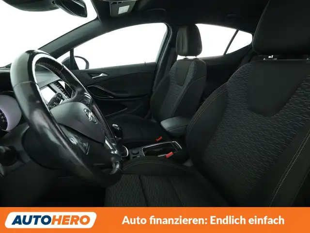 Opel Astra view 10