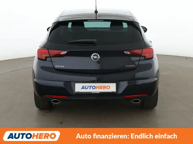 Opel Astra view 5