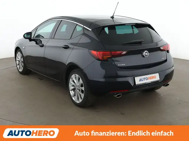 Opel Astra view 4