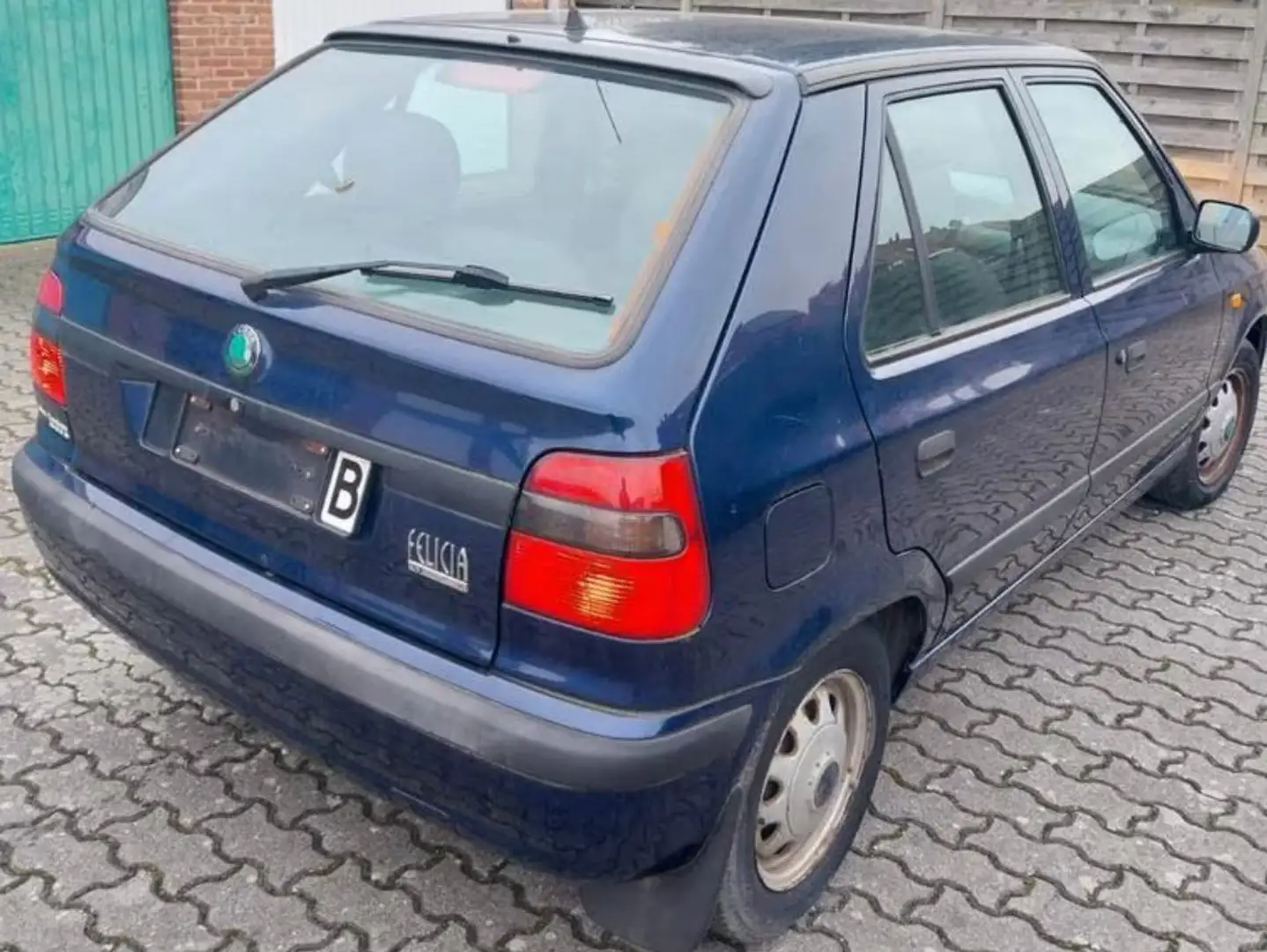 Skoda Felicia Felicia 1.3 MPI Синій - 2