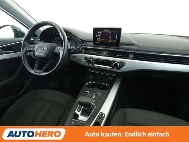 Audi A4 view 12