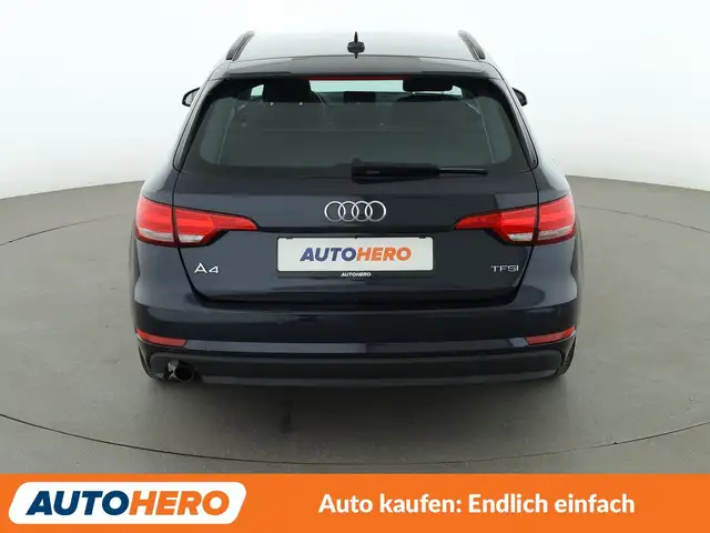 Audi A4 view 5
