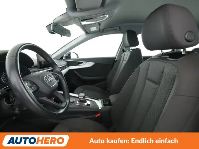 Audi A4 view 10