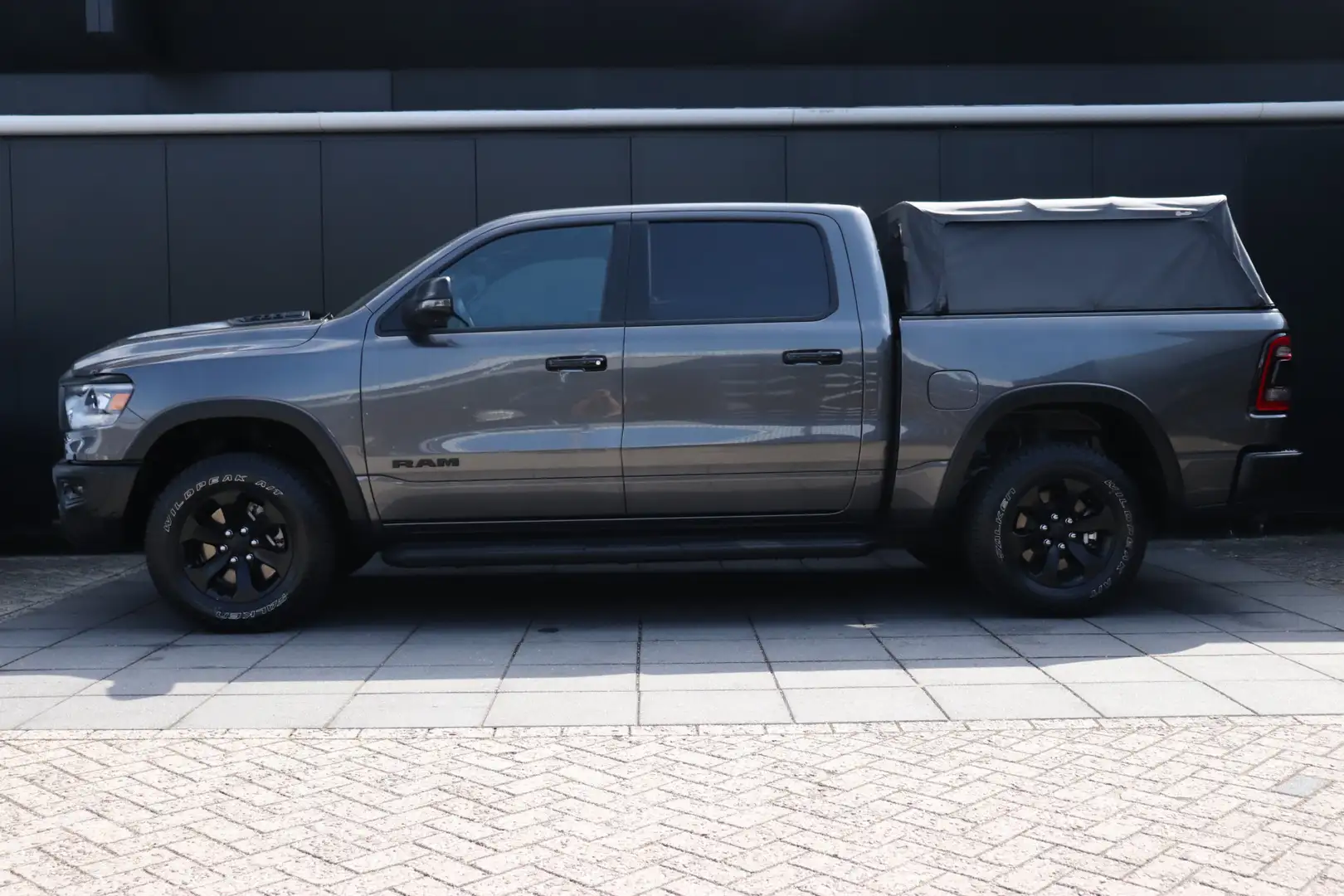 RAM 1500 Ram REBEL | LEDER | H&K | PANO | MEMORY | TREKHAAK Grigio - 2
