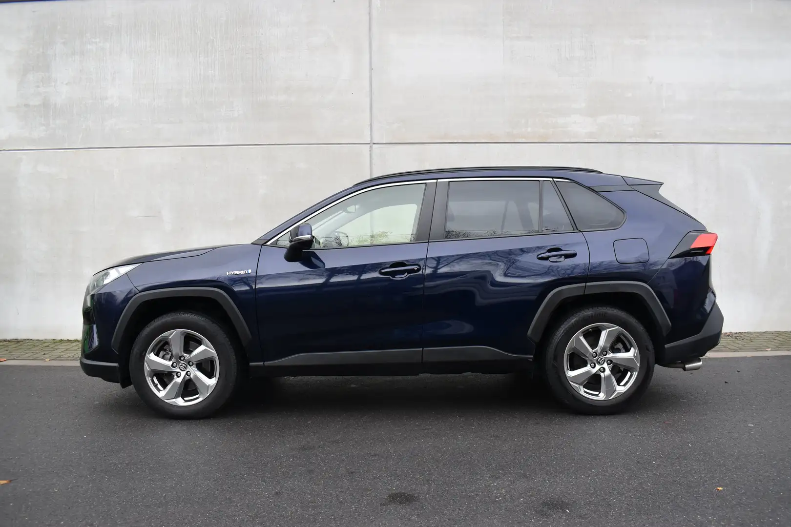 Toyota RAV 4 2.5i Hybrid Dynamic 5 ans de garantie ! - 2
