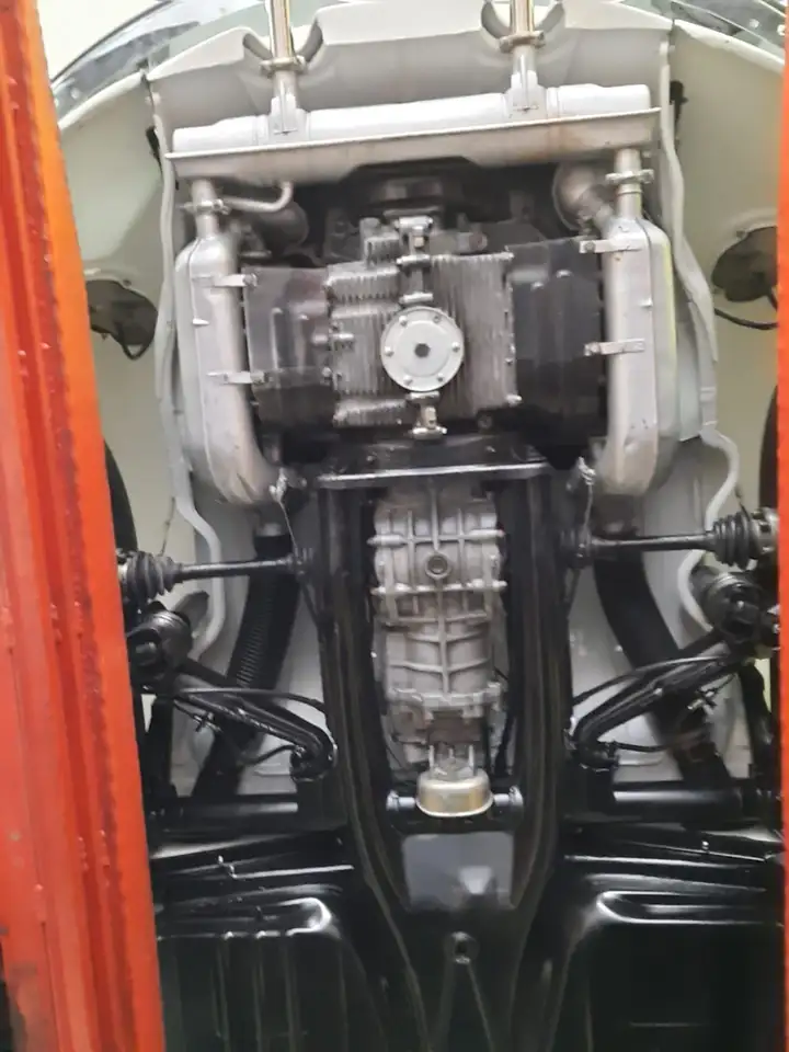 Volkswagen Maggiolino 1303, foto 12