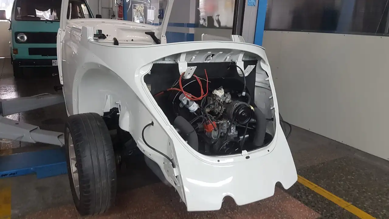 Volkswagen Maggiolino 1303, foto 8