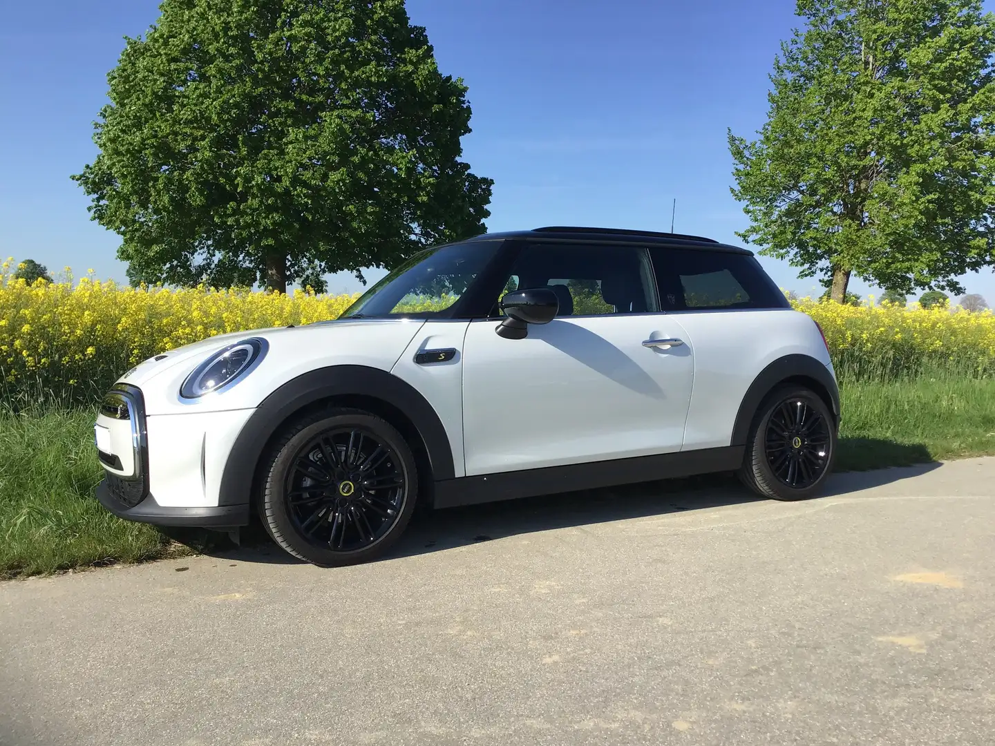 MINI Cooper SE Mini Cooper SE MINI Yours Trim Weiß - 2