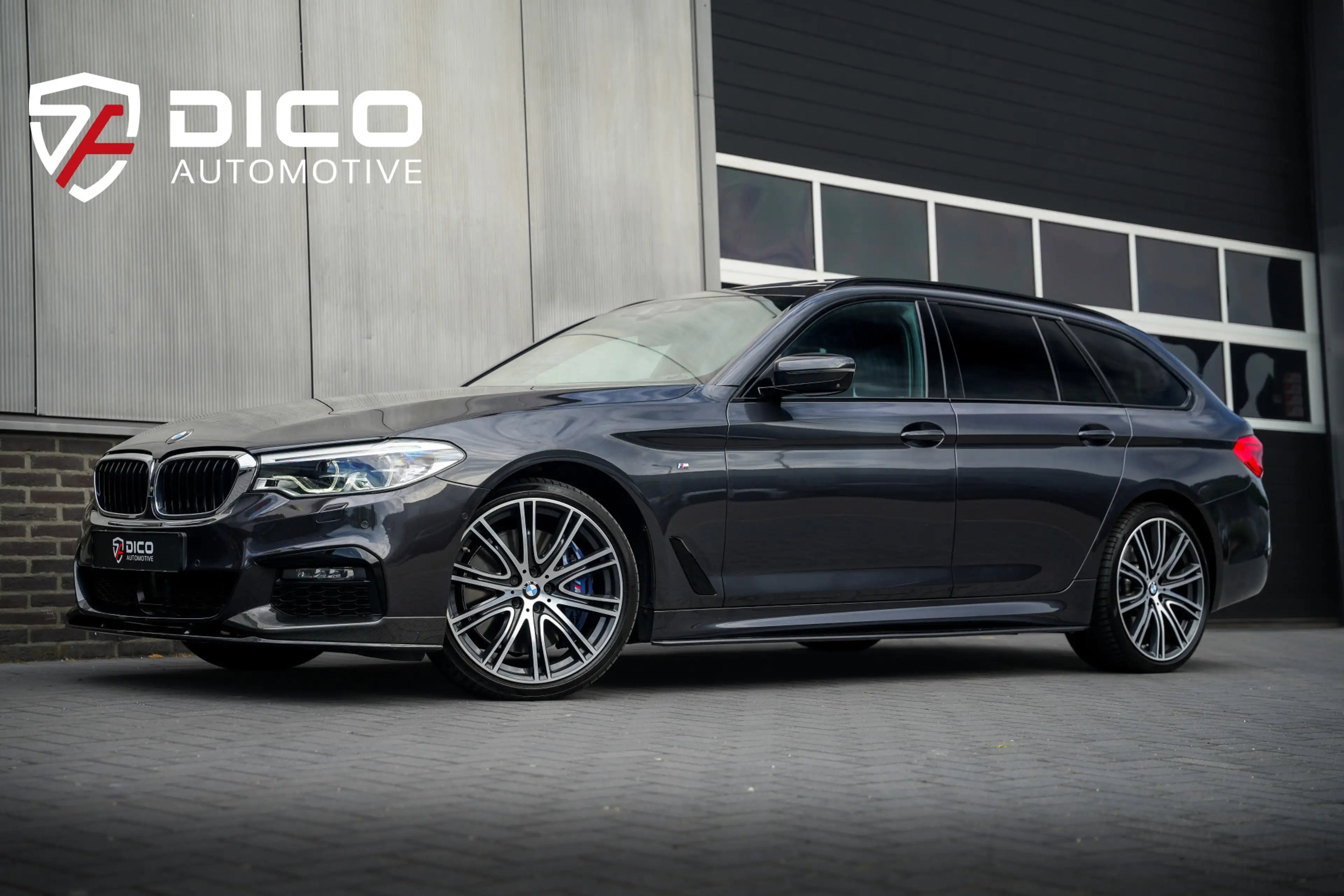 BMW 540 5-serie Touring 540i 340 pk xDrive High Executive