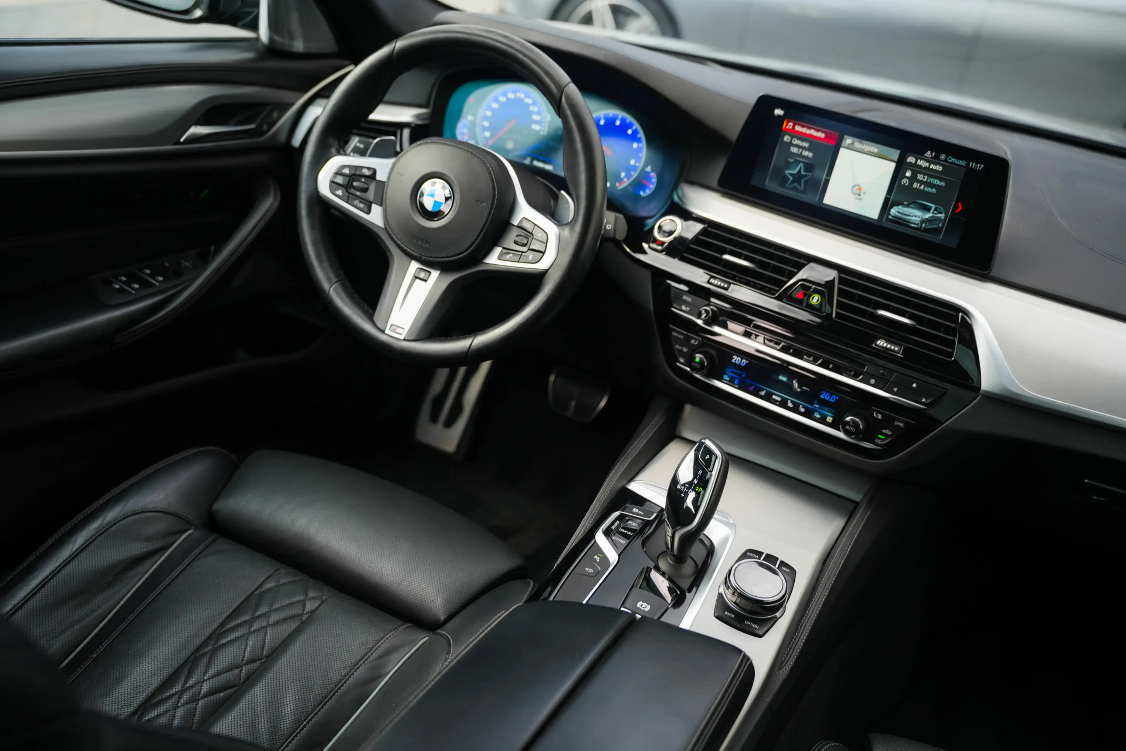 BMW 540 5-serie Touring 540i 340 pk xDrive High Executive — photo 21