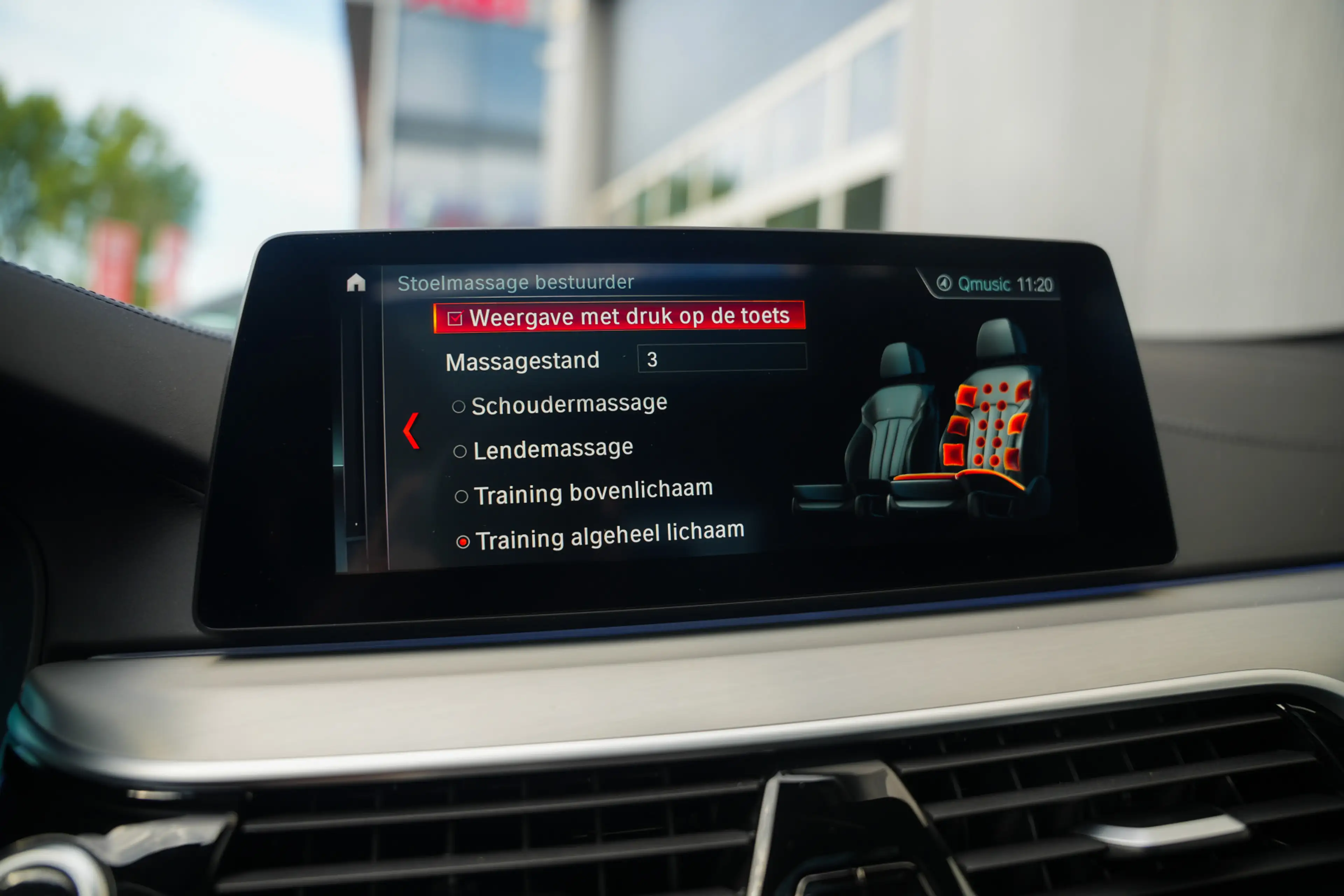 BMW 540 5-serie Touring 540i 340 pk xDrive High Executive — photo 46