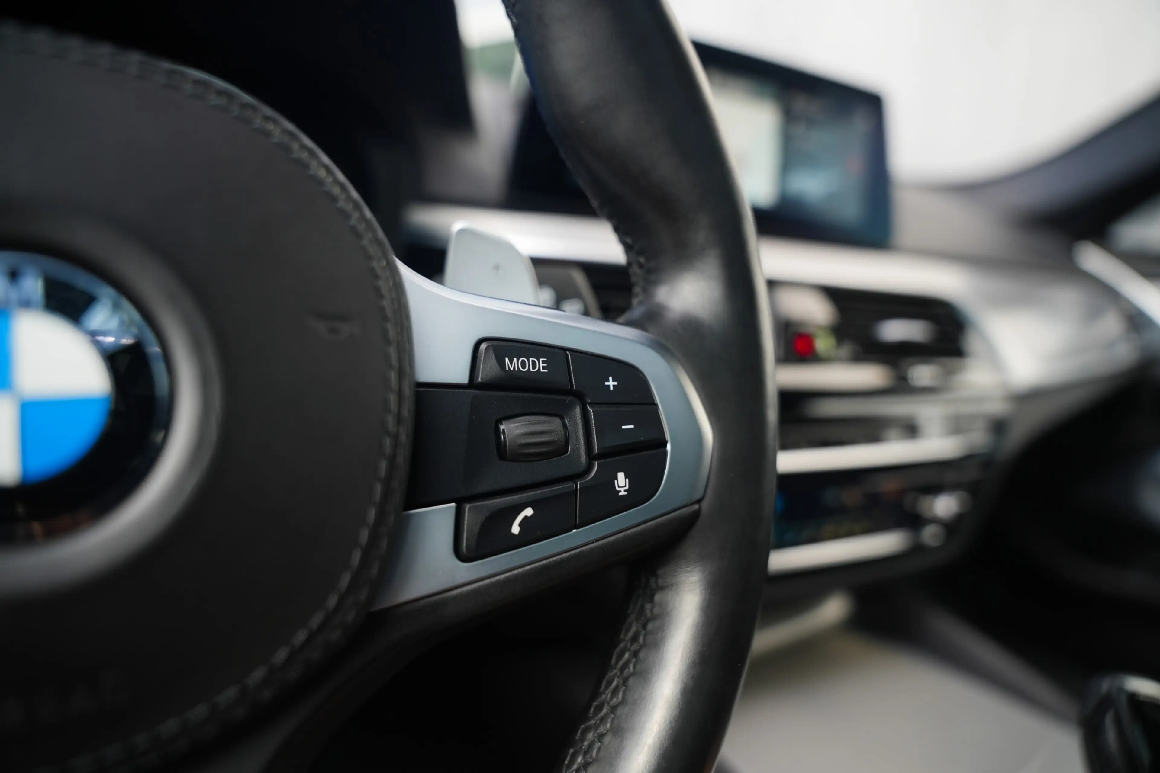 BMW 540 5-serie Touring 540i 340 pk xDrive High Executive — photo 26