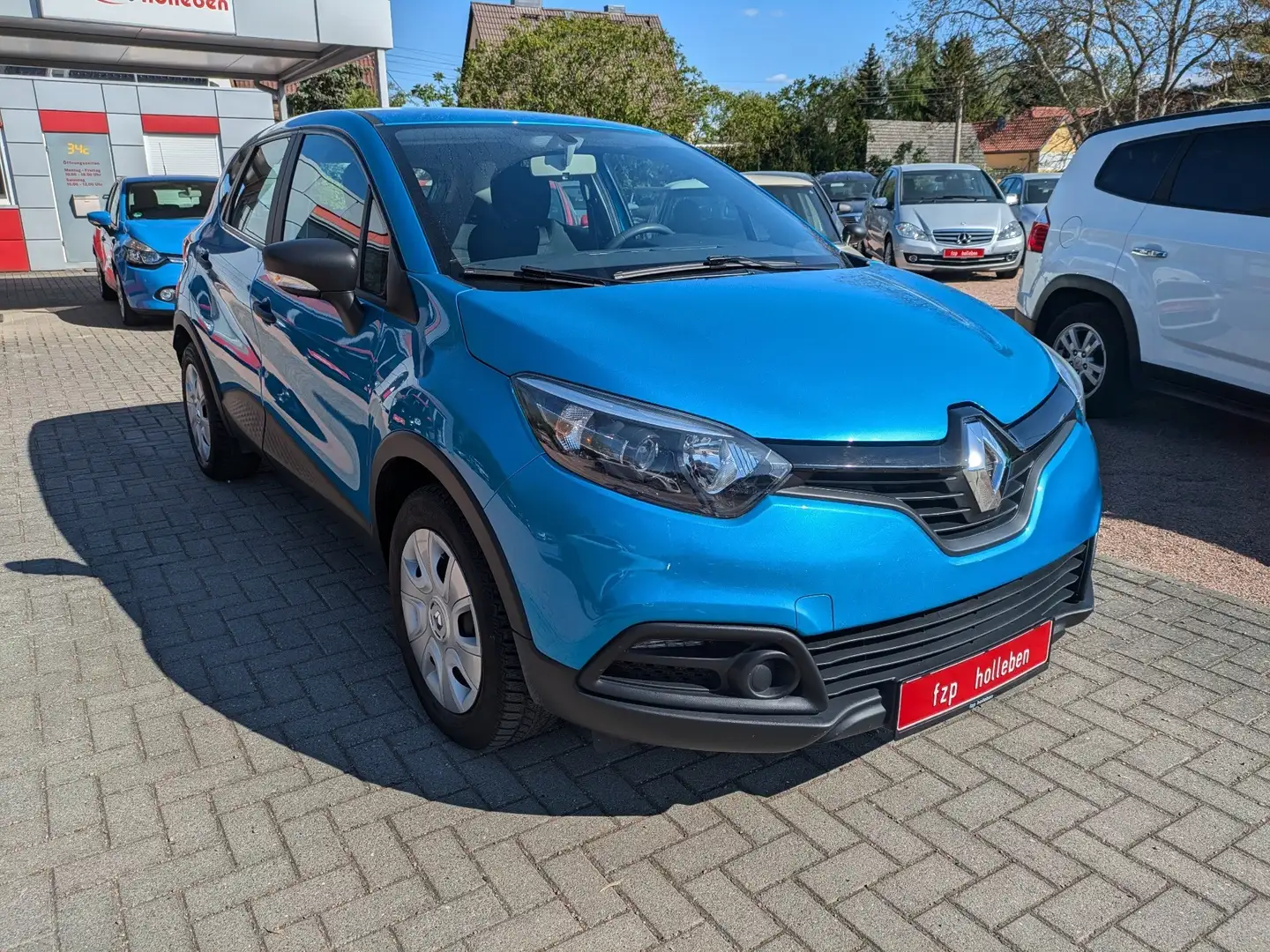 Renault Captur Expression /  Anhängerkupplung - 1