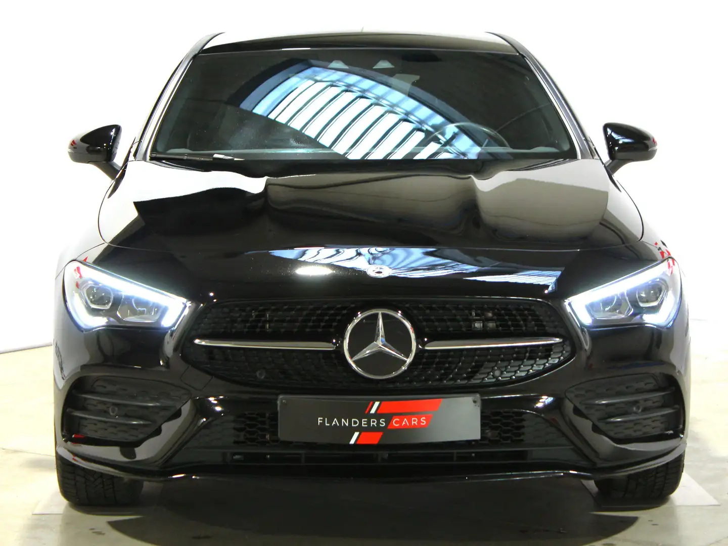 Mercedes-Benz CLA 250 e PHEV * AMG * Night Pack * LED * GPS * Noir - 2