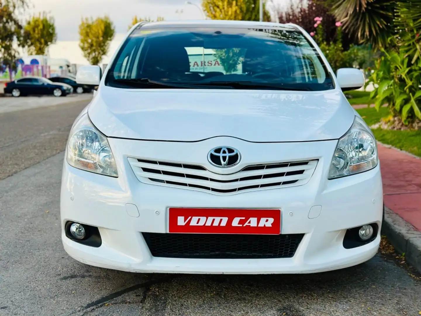 Toyota Verso 1.6 Live Blanco - 2