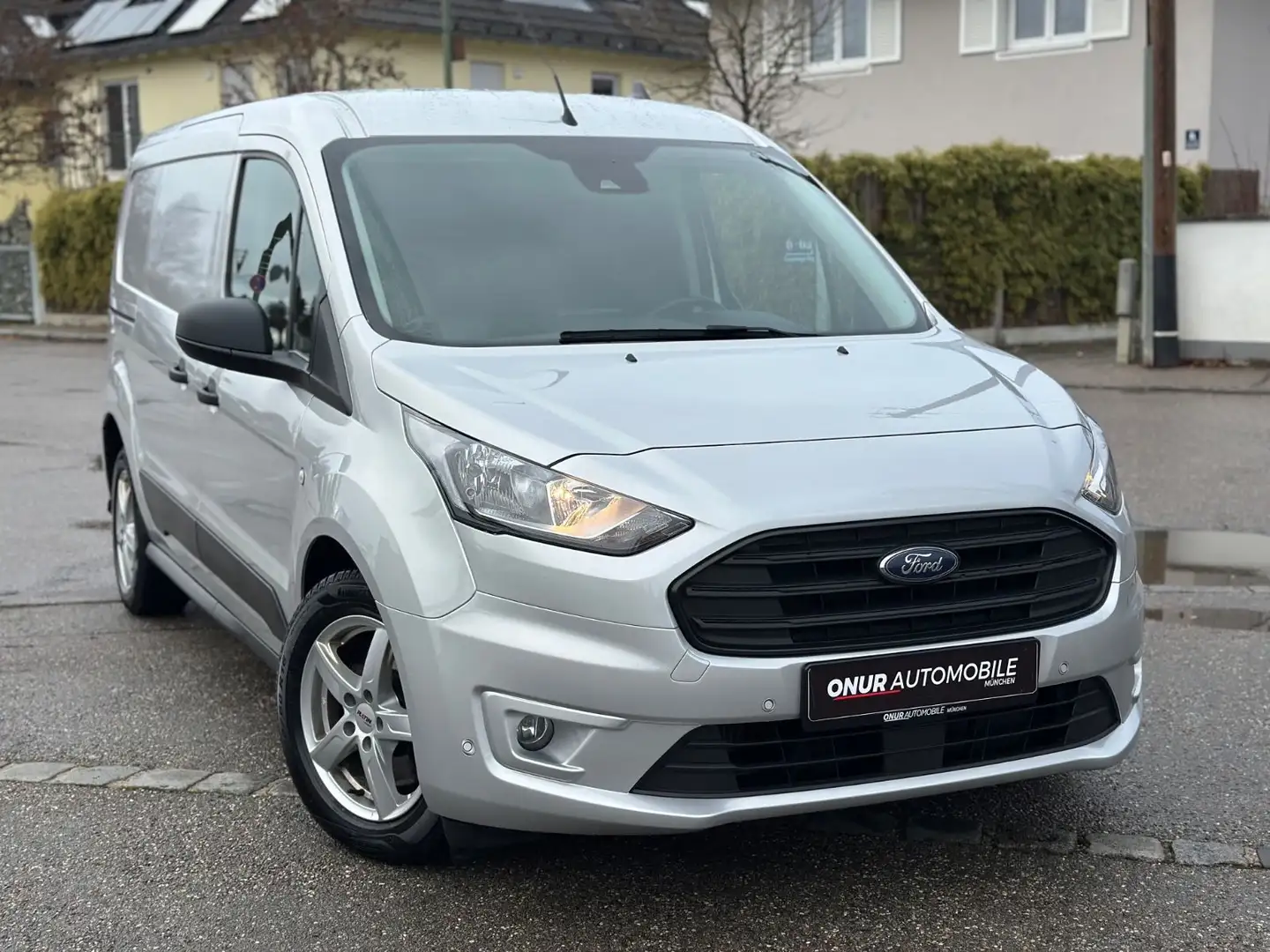 Ford Transit Connect Kasten lang Aut. Navi SHZ PDC Silber - 1