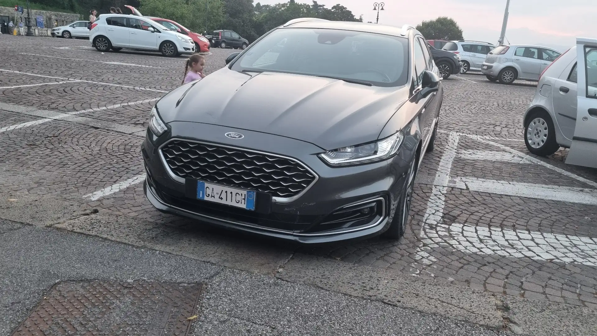 Ford Mondeo Turnier 2.0 187CV CVT Hybrid VIGNALE - 1