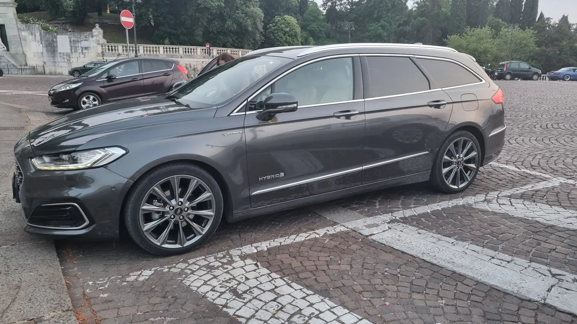Ford Mondeo Turnier 2.0 187CV CVT Hybrid VIGNALE - 2