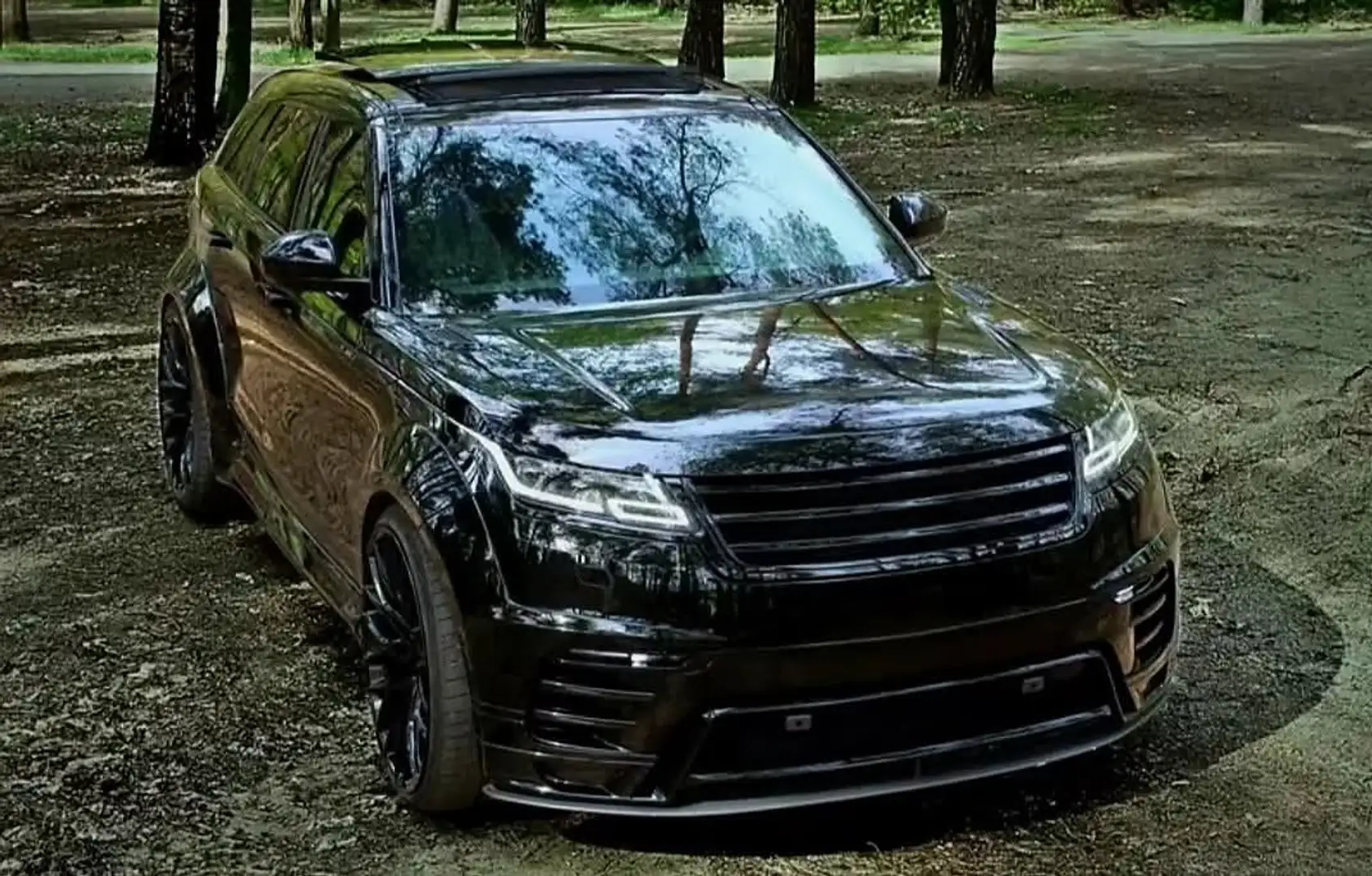 Land Rover Range Rover Velar 2.0 R-Dynamic SE - 2