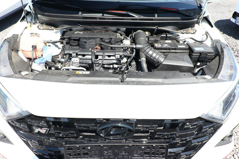 Hyundai i20 N Performance 1.6 T-GDI 204 LED Nav PDC Bose 15... — photo 10