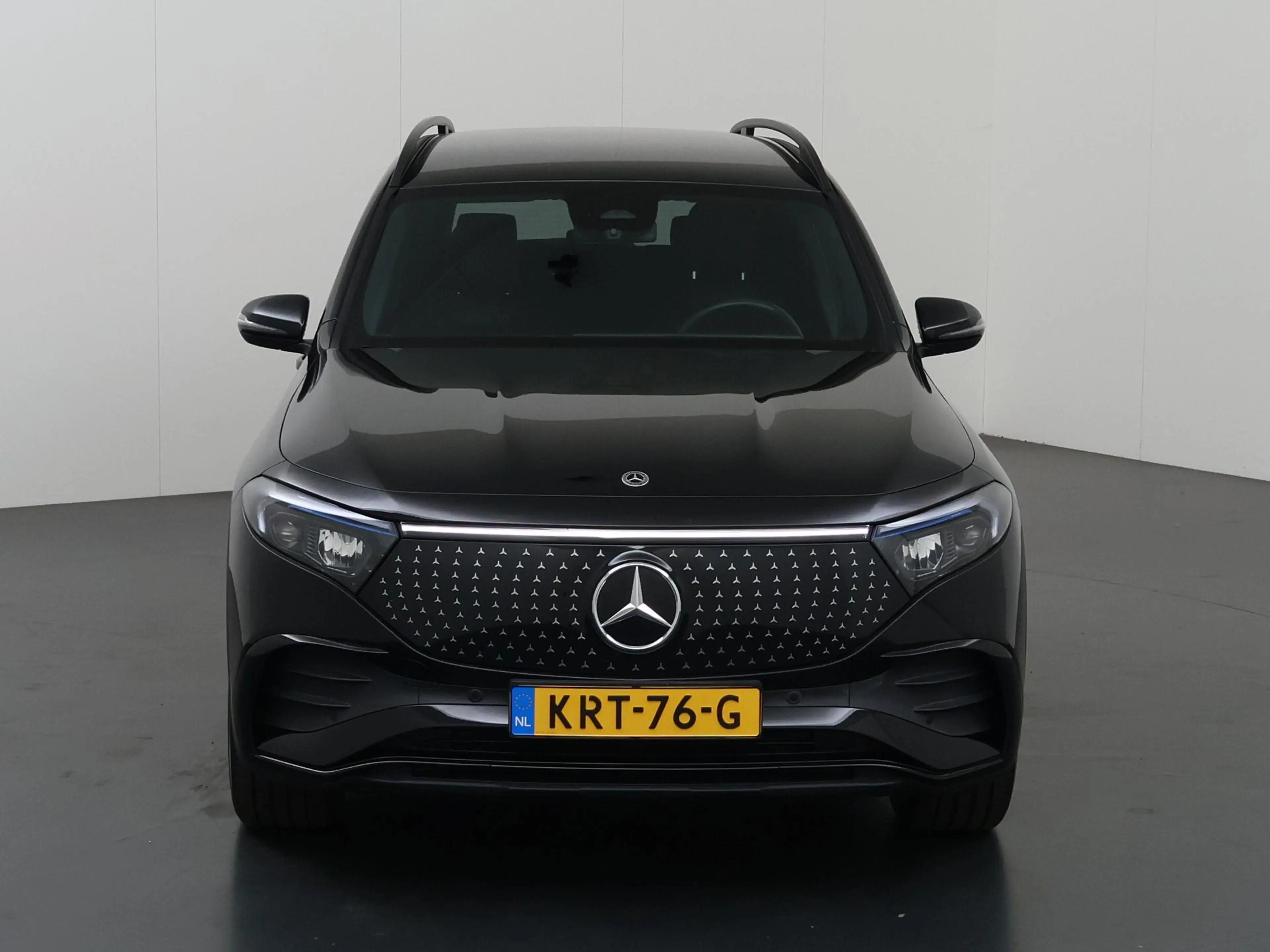 Mercedes-Benz EQB 250 250+ AMG Line 71 kWh | Apple carplay | Night pakke — photo 3
