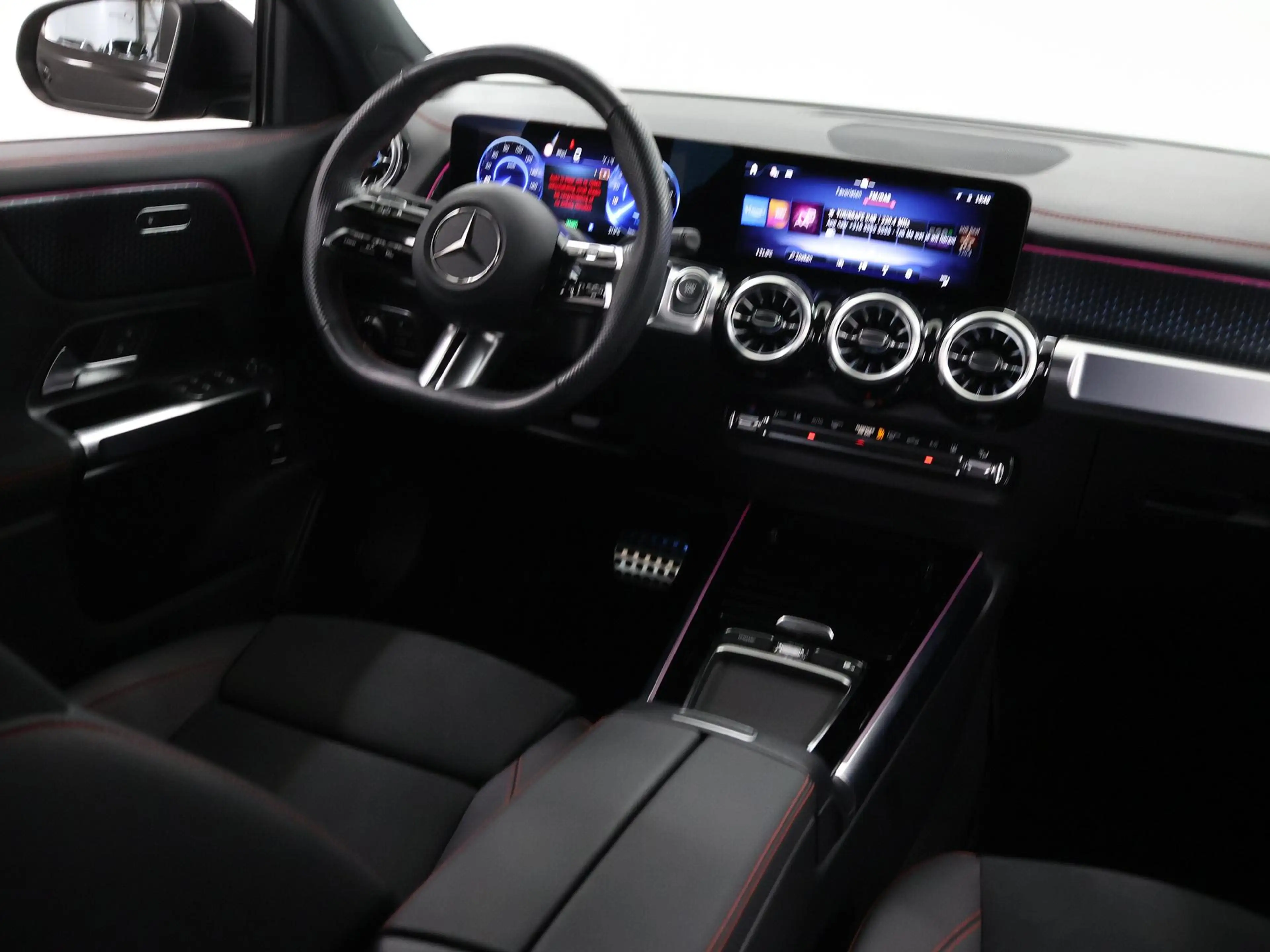 Mercedes-Benz EQB 250 250+ AMG Line 71 kWh | Apple carplay | Night pakke — photo 9